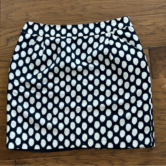 LOFT Dresses & Skirts - Loft‎ Skirt Blue & Cream Polka Dot Print Career Office Size 8